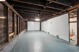 1161 61st St, Oakland, CA 94608 - Photo 36