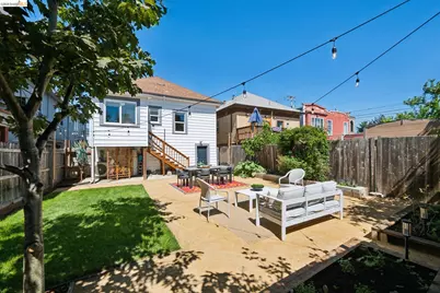 1161 61st St, Oakland, CA 94608 - Photo 28