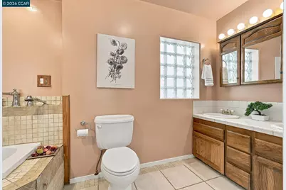 3334 Harrison St, Oakland, CA 94611 - Photo 32