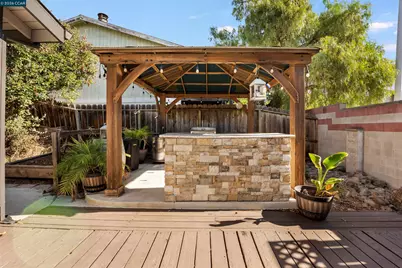 3611 Sunview Ct, Concord, CA 94520 - Photo 40