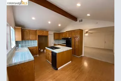 3718 Cascade Ct, Antioch, CA 94509 - Photo 12