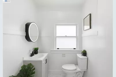 2404 Divisadero St, San Francisco, CA 94115 - Photo 32