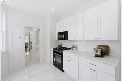 2404 Divisadero St, San Francisco, CA 94115 - Photo 16