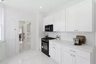 2404 Divisadero St, San Francisco, CA 94115 - Photo 16