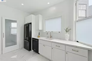 2404 Divisadero St, San Francisco, CA 94115 - Photo 14