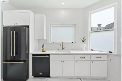 2404 Divisadero St, San Francisco, CA 94115 - Photo 18