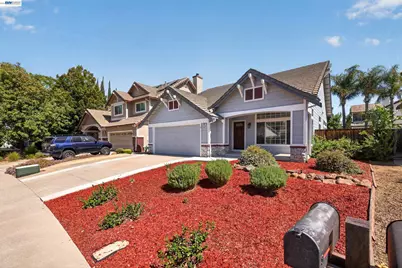 690 Canyonwood Dr., Brentwood, CA 94513 - Photo 2