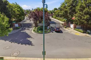10848 Iris Bloom Dr, Stockton, CA 95209 - Photo 38
