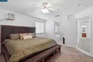 10848 Iris Bloom Dr, Stockton, CA 95209 - Photo 20