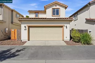 10848 Iris Bloom Dr, Stockton, CA 95209 - Photo 2