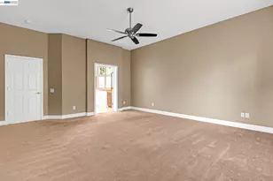 5040 Green Grove Ln, Roseville, CA 95747 - Photo 22
