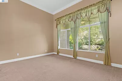 5040 Green Grove Ln, Roseville, CA 95747 - Photo 10