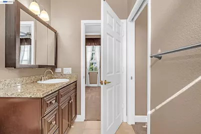 5040 Green Grove Ln, Roseville, CA 95747 - Photo 32