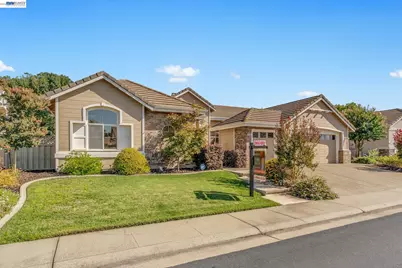 5040 Green Grove Ln, Roseville, CA 95747 - Photo 4