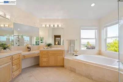 3 Crested Oak Ct, San Ramon, CA 94583 - Photo 38