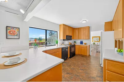 362 Seaview Dr, Benicia, CA 94510 - Photo 12