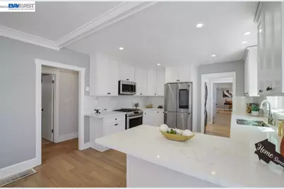 2468 Maxwell, Oakland, CA 94601 - Photo 6