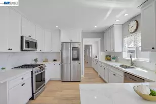 2468 Maxwell, Oakland, CA 94601 - Photo 8