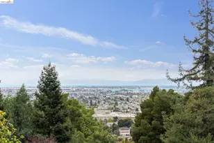 7201 Sunkist Dr, Oakland, CA 94605 - Photo 52