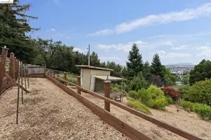 7201 Sunkist Dr, Oakland, CA 94605 - Photo 72