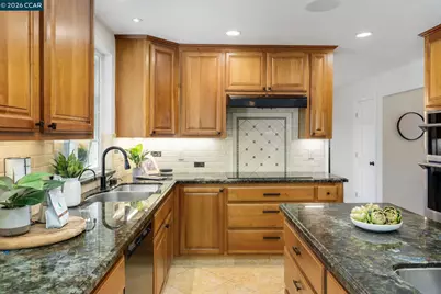 30 Hodur Ct, Pleasant Hill, CA 94523 - Photo 16