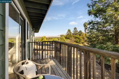 30 Hodur Ct, Pleasant Hill, CA 94523 - Photo 32
