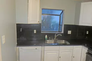 1027 76th Ave, Oakland, CA 94621 - Photo 4