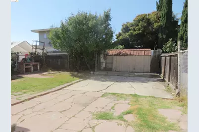 1027 76th Ave, Oakland, CA 94621 - Photo 16