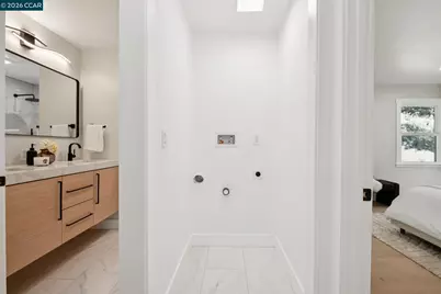 50 Overhill Rd, Orinda, CA 94563 - Photo 32