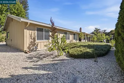 101 Hope Ln, Danville, CA 94526 - Photo 40