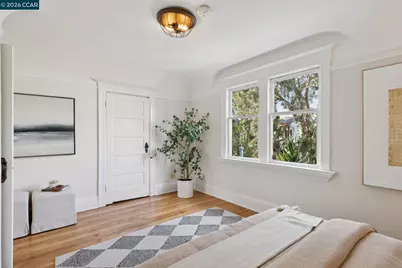 702 33rd St, Oakland, CA 94609 - Photo 42