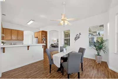 2021 Kent Dr, Brentwood, CA 94513 - Photo 10