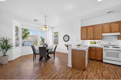 2021 Kent Dr, Brentwood, CA 94513 - Photo 14