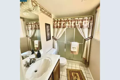 403 Gerald Court, Benicia, CA 94510 - Photo 22