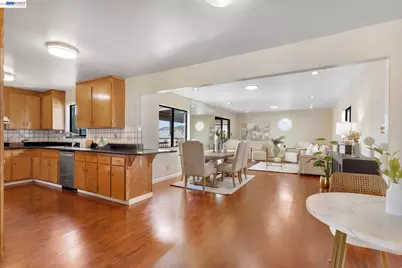 5012 Proctor Rd, Castro Valley, CA 94546 - Photo 10