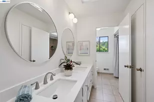 68 Lambeth Square, Moraga, CA 94556 - Photo 34