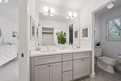 68 Lambeth Sq, Moraga, CA 94556 - Photo 30