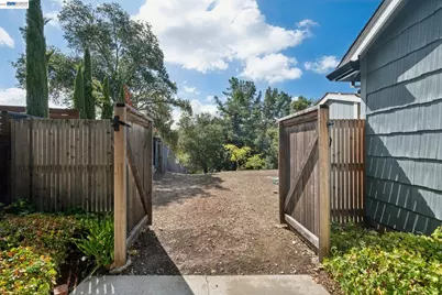 68 Lambeth Sq, Moraga, CA 94556 - Photo 48