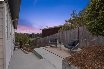 3701 Green Acre Rd, Oakland, CA 94619 - Photo 38