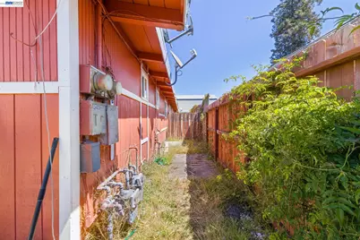 24024 Park St., Hayward, CA 94541 - Photo 36