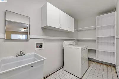 3031 Maple Ave, Oakland, CA 94602 - Photo 18