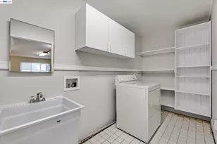 3031 Maple Ave, Oakland, CA 94602 - Photo 18