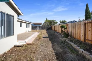 807 Scoter Way, Suisun City, CA 94585 - Photo 6