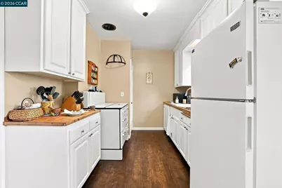 601 Alhambra St, Crockett, CA 94525 - Photo 12