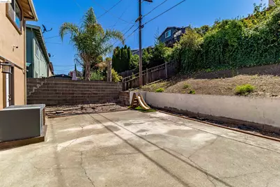 335 Pepper Dr, Vallejo, CA 94589 - Photo 38