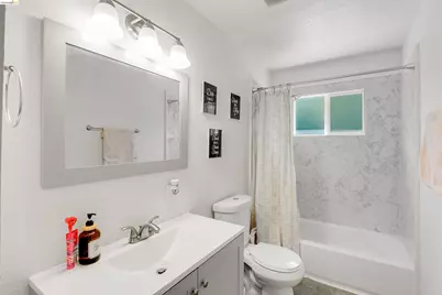 335 Pepper Dr, Vallejo, CA 94589 - Photo 18
