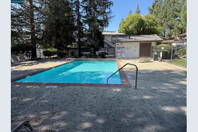 5425 Concord Blvd #E4, Concord, CA 94521 - Photo 18