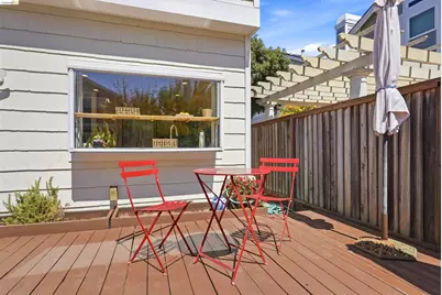 24 Southwind Cir, Richmond, CA 94804 - Photo 42