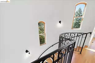 6733 Longwalk Dr, Oakland, CA 94611 - Photo 32