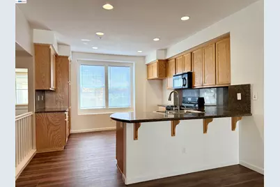 420 Summer Ln, Richmond, CA 94806 - Photo 8